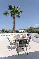 La Hacienda Cozy Home