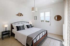 La Hacienda Cozy Home