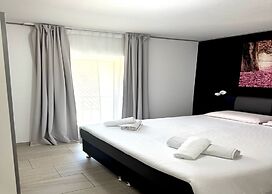 Rest and Restaurant in Roveredo