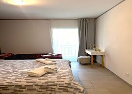 Rest and Restaurant in Roveredo