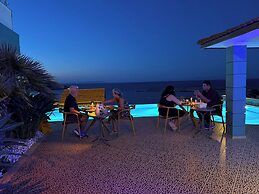 Miromara Hotel Karaburun