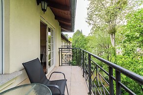 Patio Mare 4 by Grand Apartments