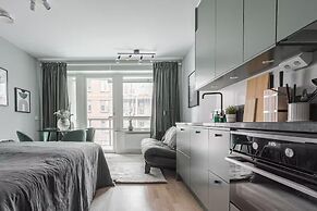 Modern Studios by Karolinska Institutet