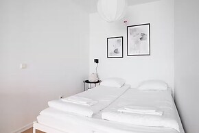Affordable SoFo Stays