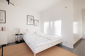 Affordable SoFo Stays