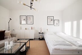 Affordable SoFo Stays