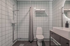 Game-Ready Stays at HomeX Hotel