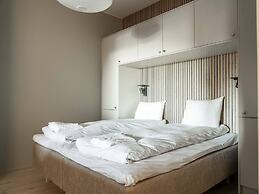 Tott Mountain Retreat – Ski-In, Ski-Out