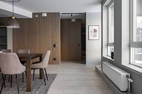 Tott Mountain Retreat – Ski-In, Ski-Out