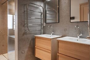 Tott Mountain Retreat – Ski-In, Ski-Out