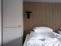 Tott Mountain Retreat – Ski-In, Ski-Out