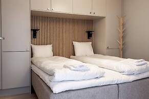Tott Mountain Retreat – Ski-In, Ski-Out