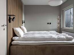 Tott Mountain Retreat – Ski-In, Ski-Out