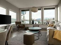Tott Mountain Retreat – Ski-In, Ski-Out