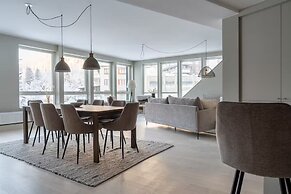 Tott Mountain Retreat – Ski-In, Ski-Out