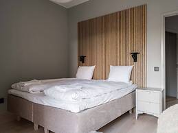 Tott Mountain Retreat – Ski-In, Ski-Out