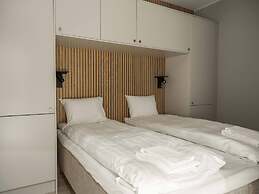 Tott Mountain Retreat – Ski-In, Ski-Out