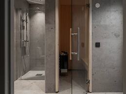 Tott Mountain Retreat – Ski-In, Ski-Out