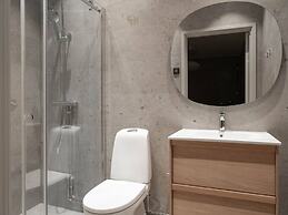 Tott Mountain Retreat – Ski-In, Ski-Out