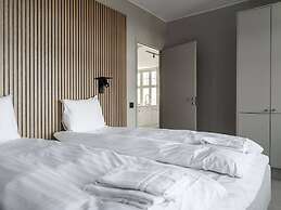 Tott Mountain Retreat – Ski-In, Ski-Out