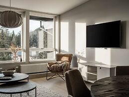 Tott Mountain Retreat – Ski-In, Ski-Out