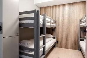 Tott Mountain Retreat – Ski-In, Ski-Out