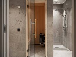 Tott Mountain Retreat – Ski-In, Ski-Out