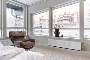 Tott Mountain Retreat – Ski-In, Ski-Out