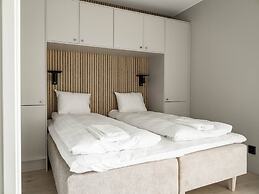 Tott Mountain Retreat – Ski-In, Ski-Out