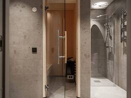 Tott Mountain Retreat – Ski-In, Ski-Out