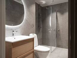 Tott Mountain Retreat – Ski-In, Ski-Out