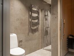 Tott Mountain Retreat – Ski-In, Ski-Out