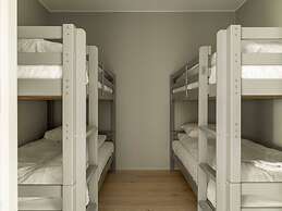Tott Mountain Retreat – Ski-In, Ski-Out