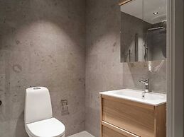 Tott Mountain Retreat – Ski-In, Ski-Out