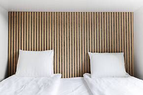 Tott Mountain Retreat – Ski-In, Ski-Out