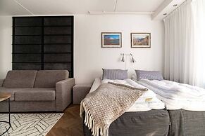 Tott Stay – Easy Slope Access