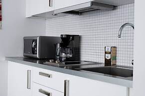 Tott Stay – Easy Slope Access