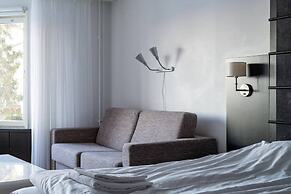 Tott Stay – Easy Slope Access