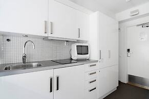 Tott Stay – Easy Slope Access