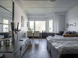 Tott Stay – Easy Slope Access