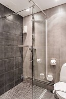 Tott Stay – Easy Slope Access