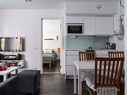 Tott Stay – Easy Slope Access