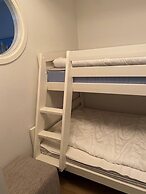 Tott Stay – Easy Slope Access