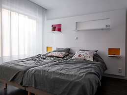 Tott Stay – Easy Slope Access