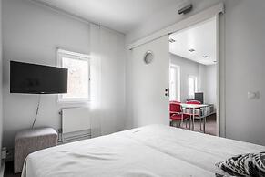 Tott Stay – Easy Slope Access