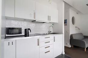 Tott Stay – Easy Slope Access