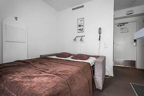 Tott Stay – Easy Slope Access