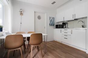 Tott Stay – Easy Slope Access