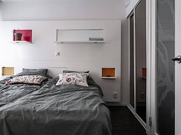 Tott Stay – Easy Slope Access