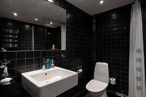 Tott Stay – Easy Slope Access